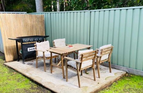 Salty Kisses Holiday House - Foster Accommodation 3