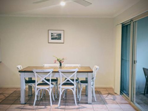 Cuttlefish Cove - Foster Accommodation 4