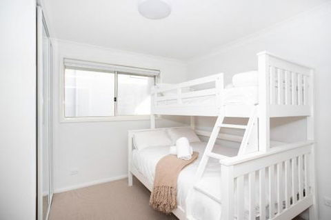 Aegean On The Beach - Foster Accommodation 2