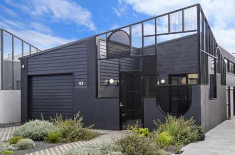 Allure On Barclay - Foster Accommodation 6