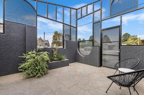 Allure On Barclay - Foster Accommodation 4