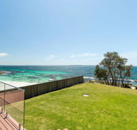 Bimbadgen at Hyams Beach 4pm Check Out Sundays - Foster Accommodation
