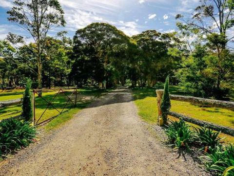 THE ANGAS CARRIAGE Alpine Southern Highlands 4pm Check Out On Sundays - Foster Accommodation 6