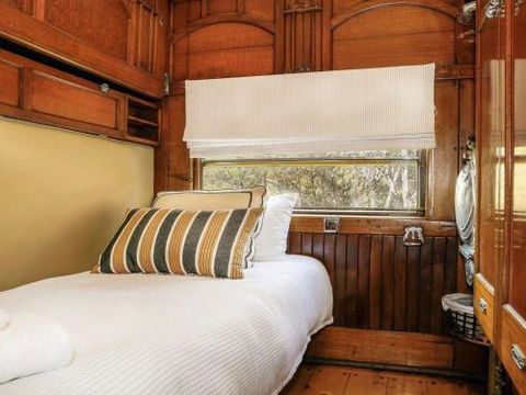 THE ANGAS CARRIAGE Alpine Southern Highlands 4pm Check Out On Sundays - Foster Accommodation 3