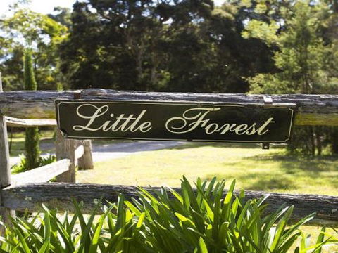 THE ANGAS CARRIAGE Alpine Southern Highlands 4pm Check Out On Sundays - Foster Accommodation 5