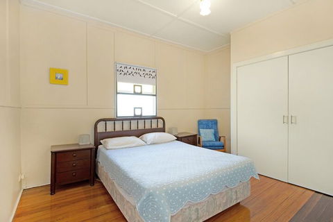 Close To Water Restaurants & Clubs Toorbul St. Bongaree - Foster Accommodation 2