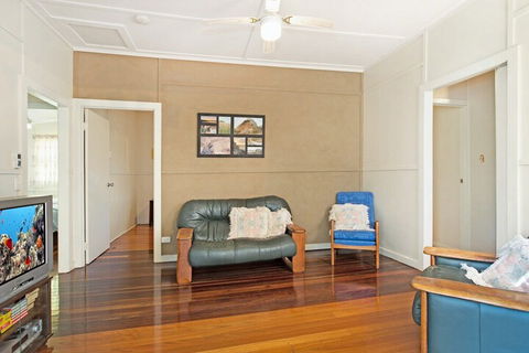 Close To Water Restaurants & Clubs Toorbul St. Bongaree - Foster Accommodation 3