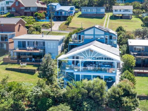 NANNY & POPPYS BEACH HOUSE Gerroa 4pm Check Out Sundays - Foster Accommodation 0