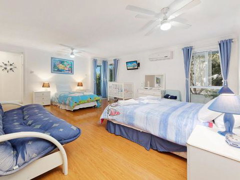 NANNY & POPPYS BEACH HOUSE Gerroa 4pm Check Out Sundays - Foster Accommodation 6