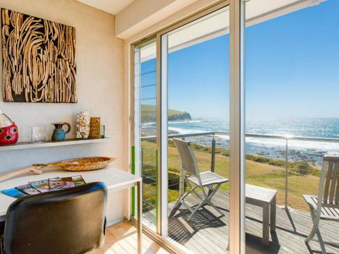 PENZANCE Gerroa Beachfront To Shelley Beach & 4pm Check Out Sundays - Foster Accommodation 0