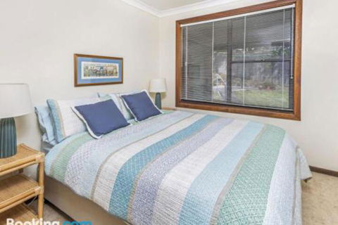 QUARTERDECK Gerringong 4pm Check Out Sundays - Foster Accommodation 3