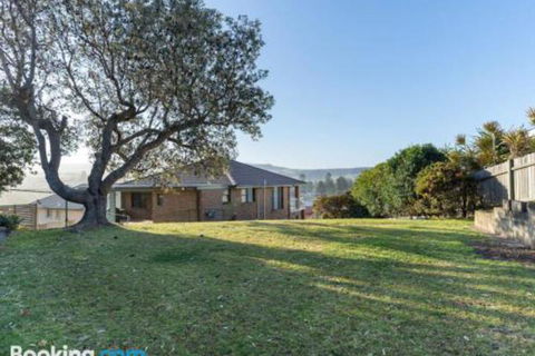 QUARTERDECK Gerringong 4pm Check Out Sundays - Foster Accommodation 5