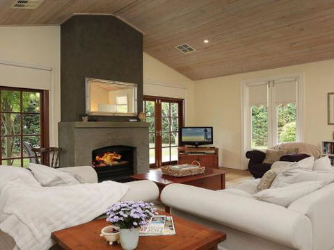 Rose Cottage Bowral Southern Highlands - Foster Accommodation 2