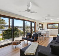 Three Palms - Foster Accommodation