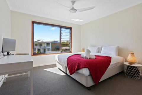 Three Palms - Foster Accommodation 3
