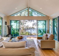 Aqua Pure at Hyams Beach 4pm Check Out Sundays - Foster Accommodation