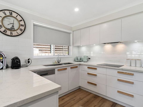 Rosebud Family Escape On Laurens - Foster Accommodation 3