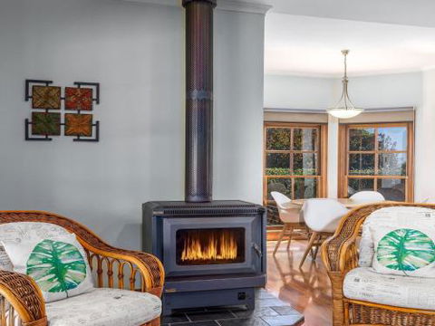 GULL HOUSE Kiama 4pm Check Out Sundays - Foster Accommodation 4