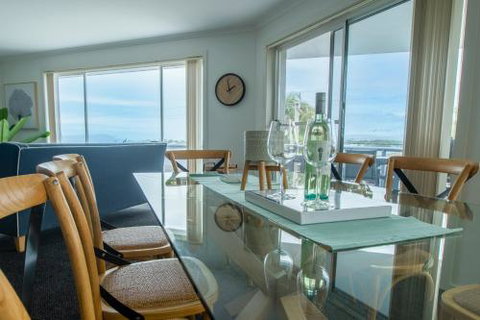 Top Of The Quays - Foster Accommodation 6