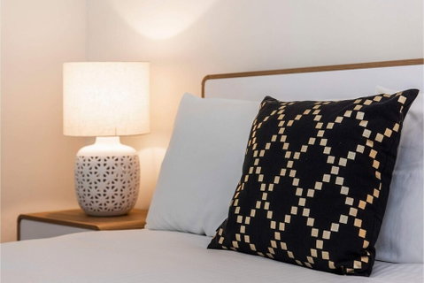 Bright 1BR Apartment Close To Foreshore & Cbd - Foster Accommodation 4