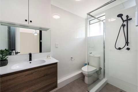 Bright 1BR Apartment Close To Foreshore & Cbd - Foster Accommodation 3