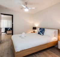 Modern 1 Bedroom Apartment Near the River and the City - Foster Accommodation