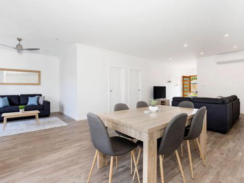 Callies Retreat I Pet Friendly I 3 Min Walk To Beach - Foster Accommodation 2