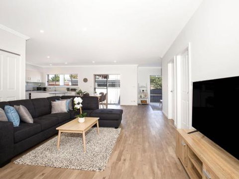Callies Retreat I Pet Friendly I 3 Min Walk To Beach - Foster Accommodation 0
