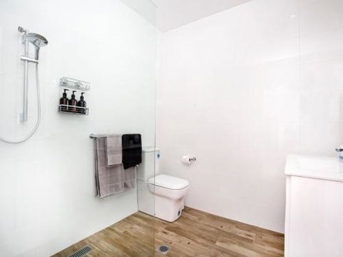 Callies Retreat I Pet Friendly I 3 Min Walk To Beach - Foster Accommodation 1