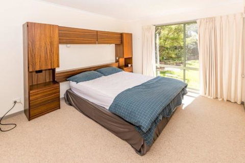 Sixteen Ash Ave Sandy Point - Foster Accommodation 6