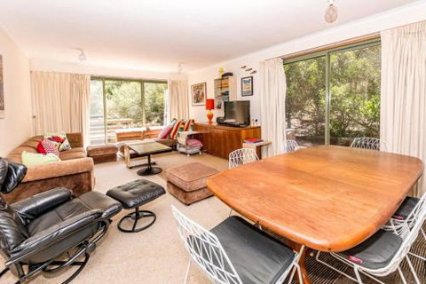 Sixteen Ash Ave Sandy Point - Foster Accommodation 4