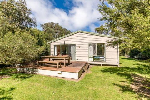 Sixteen Ash Ave Sandy Point - Foster Accommodation 1