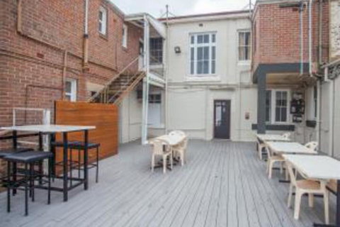 Light Horse Hotel Murrumburrah - Foster Accommodation 4