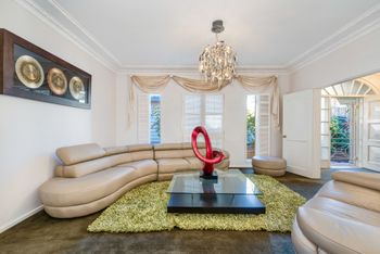 Spacious 4 Bedroom House The Hill - Foster Accommodation 5