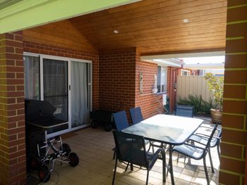 Oceanside Retreat Busselton - Foster Accommodation 6