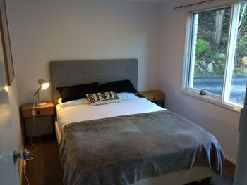 Quiet Rural Retreat With Spa - Foster Accommodation 4