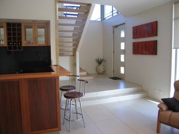 Holiday Makers - Foster Accommodation 3