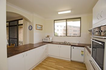 St George Unit 4 Nelson Bay - Foster Accommodation 4