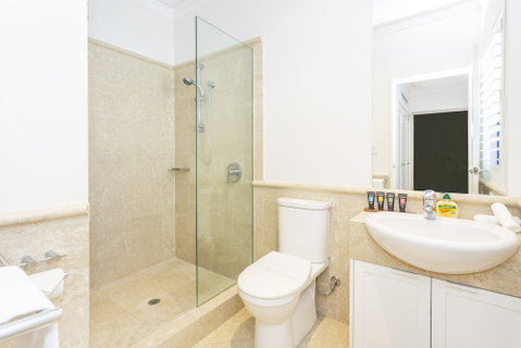 Cottesloe Waters Apartment - Foster Accommodation 1