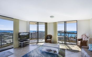 Atlantis Apartment Views For Days - Foster Accommodation 1