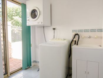 St James Cosy Home Best Value - Foster Accommodation 6
