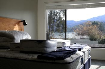 Tranquil 3 Bedroom Next To National Park - Foster Accommodation 2