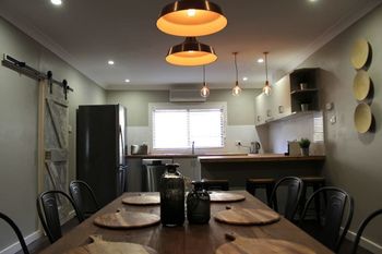 Tranquil 3 Bedroom Next To National Park - Foster Accommodation 5