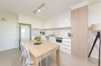 Lakeview Suite 06 - Foster Accommodation 6