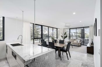 Ivy 95 Residence Broadbeach GCLR - Foster Accommodation 0