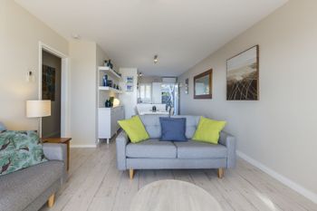 Cottesloe Azura Apartment - Foster Accommodation 0