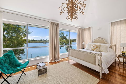 Summerville House - Foster Accommodation 3