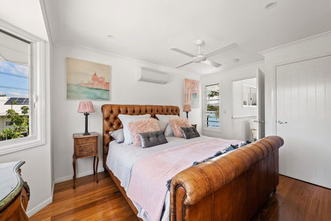 Summerville House - Foster Accommodation 2