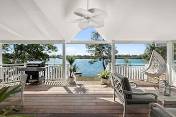 Summerville House - Foster Accommodation 0