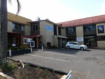 Tanoshii Spa & The Edge Spa Stay - Foster Accommodation 0